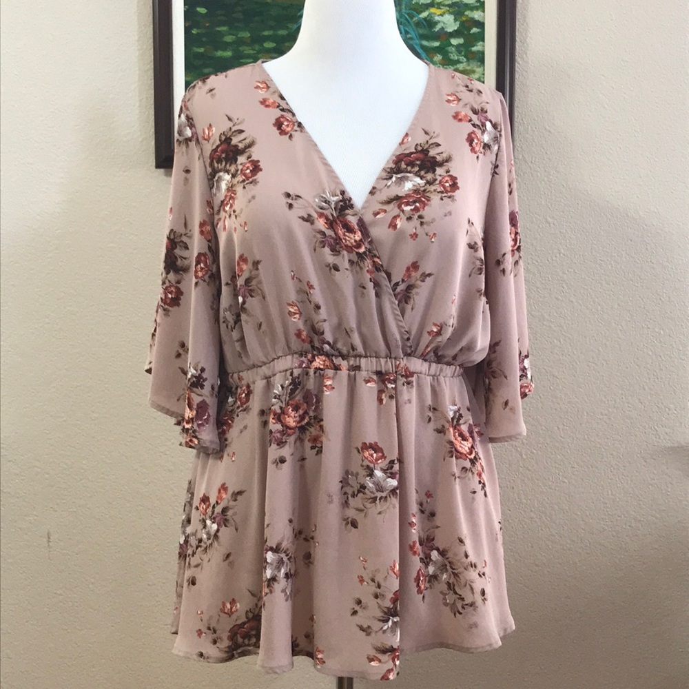 TORRID FLORAL FAUX WRAP GEORGETTE BABYDOLL BLOUSE